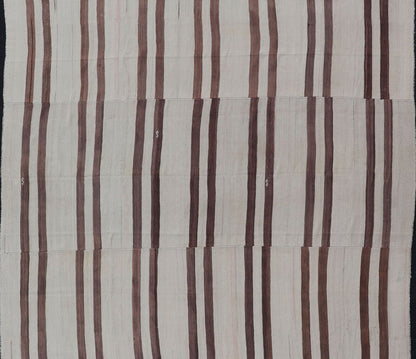 Measures: 9'4 x 11'4 Vintage Turkish Flat - Weave Muted Colored Kilim in Taupe, Brown and Cream. Keivan Woven Arts / rug EN - 14035, country of origin / type: Turkey / Kilim, circa 1950 This vintage flat - woven Kilim features a minimalist design ... - Keivan Woven ArtsEN - 14035 - 22716Rug