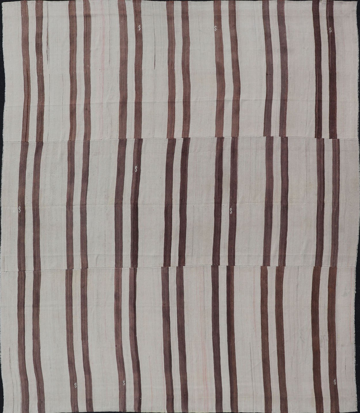 Measures: 9'4 x 11'4 Vintage Turkish Flat - Weave Muted Colored Kilim in Taupe, Brown and Cream. Keivan Woven Arts / rug EN - 14035, country of origin / type: Turkey / Kilim, circa 1950 This vintage flat - woven Kilim features a minimalist design ... - Keivan Woven ArtsEN - 14035 - 22716Rug