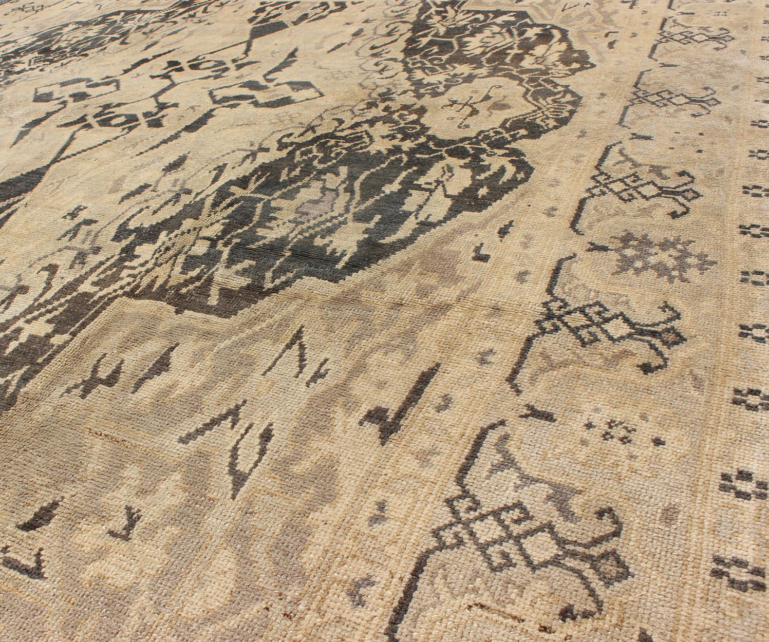 Turkish Antique Sevas Rug with Fine Weave in Gray Green and Taupe. Measures: 6'6 x 8'9. Measures: 6'6 x 8'9. Set on a deep gray green background, this fabulous antique Turkish Sevas showcases a large and bold medallion surrounded by flowers a... - Keivan Woven ArtsEN - 140356 - 6045Rug