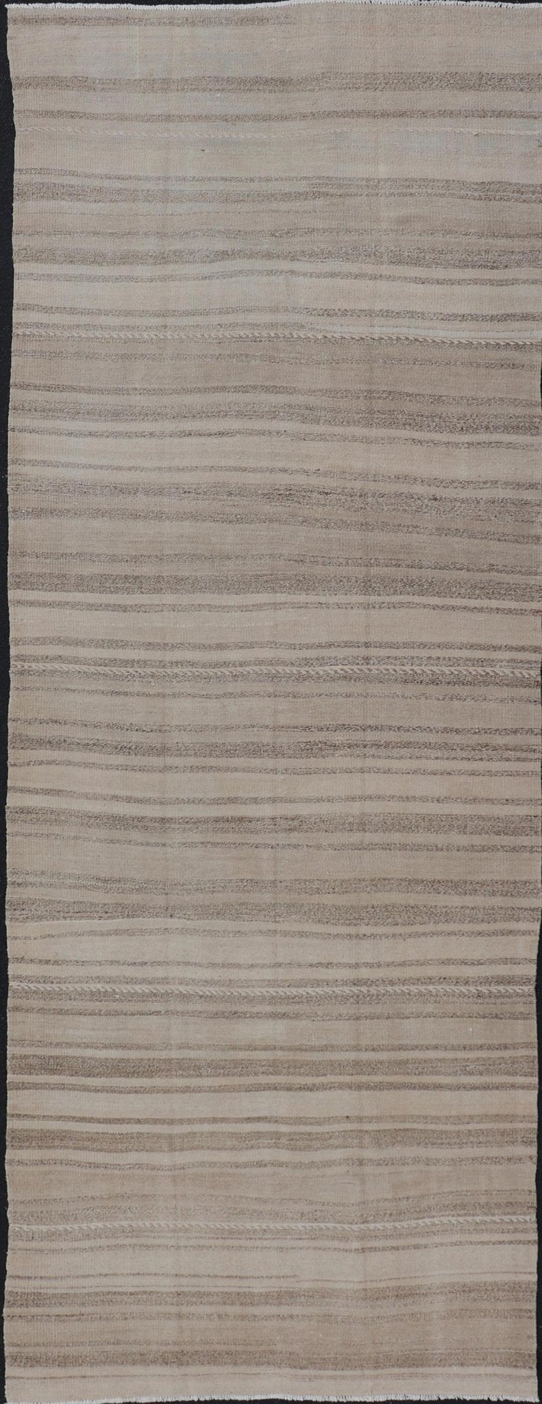 Measures: 4'6 x 13'0 Vintage Turkish Flat - Weave Gallery Runner with Minimalist & Modern Design. Keivan Woven Arts / rug / EN - 14040, country of origin / type: Turkey / Kilim, circa 1960 This softly striped - design vintage runner from Turkey fe... - Keivan Woven ArtsEN - 14040 - 21769Rug