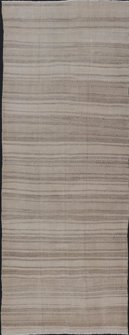 Measures: 4'6 x 13'0 Vintage Turkish Flat - Weave Gallery Runner with Minimalist & Modern Design. Keivan Woven Arts / rug / EN - 14040, country of origin / type: Turkey / Kilim, circa 1960 This softly striped - design vintage runner from Turkey fe... - Keivan Woven ArtsEN - 14040 - 21769Rug