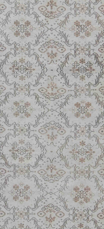 Vintage Turkish Oushak Carpet with Ivory Ground and Repeating Floral Design. Keivan Woven Arts / circa/1940 rug/ EN - 140436 Mid - 20th Century Vintage Oushak. Measures: 5'2 x 8'9. The design of this beautiful vintage Oushak rug from mid - 20th centu... - Keivan Woven ArtsEN - 140436 - 5664Rug