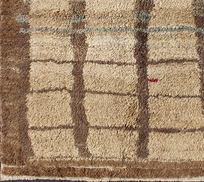 Turkish Vintage Tulu Rug With Modern Simple Square Design in Tan And Brown. Keivan Woven Arts / rug EN - 140524, country of origin / type: Turkey / Tulu, circa mid - 20th century. Measures: 5'1 x 5'2 This vintage Tulu rug from Turkey (circa m... - Keivan Woven ArtsEN - 140524 - 5680Rug