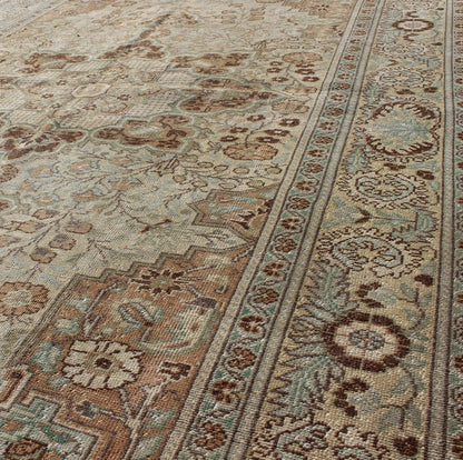Fine and Ornate floral medallion vintage Turkish Sivas rug in blue, brown, cream tones, rug en - 140592, country of origin / type: Turkey / Sivas, circa 1930. This sublime and enchanting vintage rug, a gorgeous Sivas rug made in Turkey during the ... - Keivan Woven ArtsEN - 140592 - 6380Rug