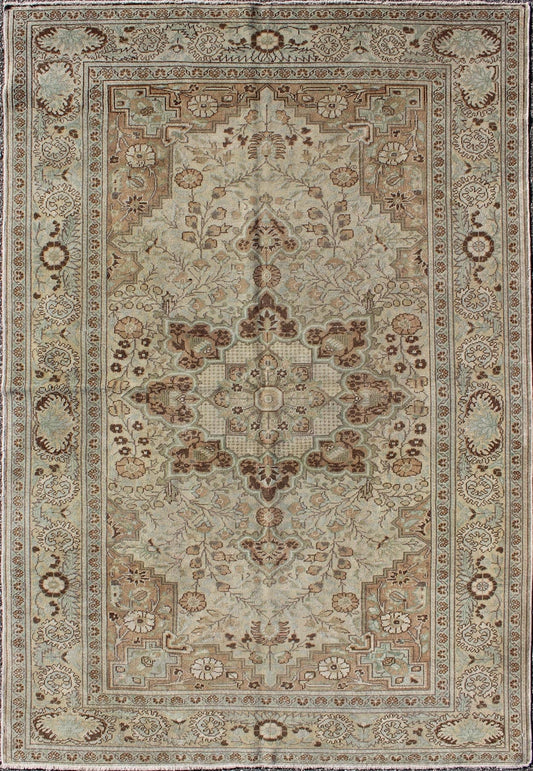 Fine and Ornate floral medallion vintage Turkish Sivas rug in blue, brown, cream tones, rug en - 140592, country of origin / type: Turkey / Sivas, circa 1930. This sublime and enchanting vintage rug, a gorgeous Sivas rug made in Turkey during the ... - Keivan Woven ArtsEN - 140592 - 6380