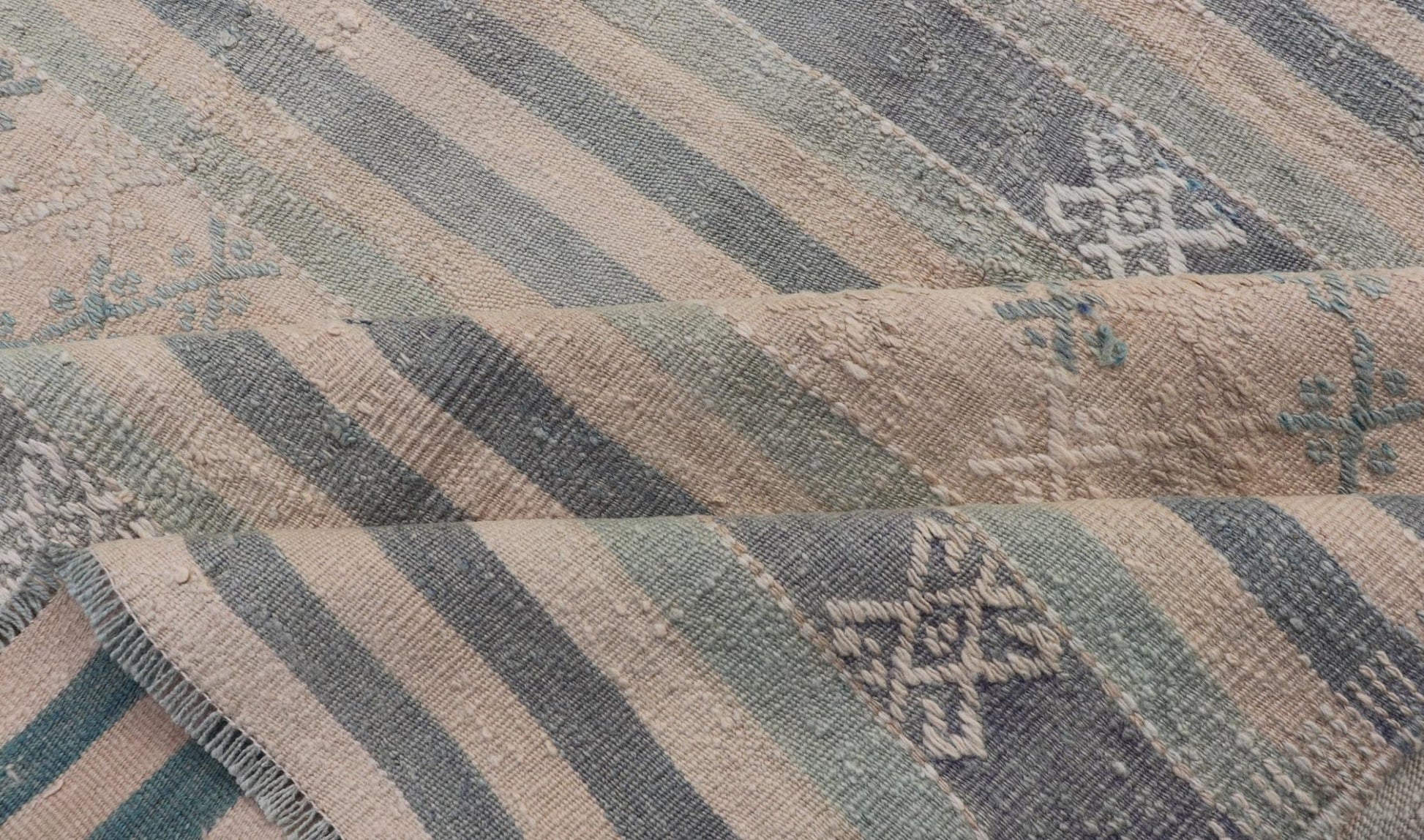 Measures: 5'3 x 9'5 Vintage Turkish Flat - Weave Kilim with Embroideries in Blue, Brown, and Cream. Keivan Woven Arts / rug EN - 14073, country of origin / type: Turkey / Kilim, circa 1950 - Keivan Woven ArtsEN - 14073 - 21775Rug