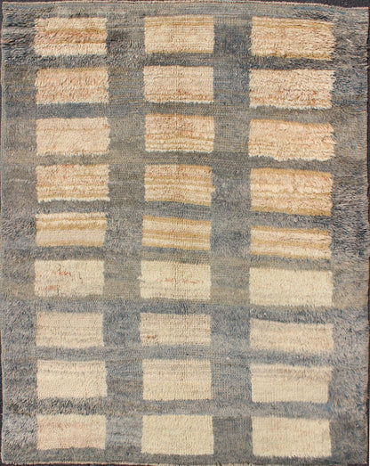 Vintage Turkish Tulu Carpet with Sand Rectangles with Gray Outlines Vintage Turkish Tulu Carpet with Sand Rectangles with Gray Outlines rug/en - 140798 origin/turkey This Tulu carpet features sand colored rectangular shapes with gray outli... - Keivan Woven ArtsEN - 140798 - 6388Rug