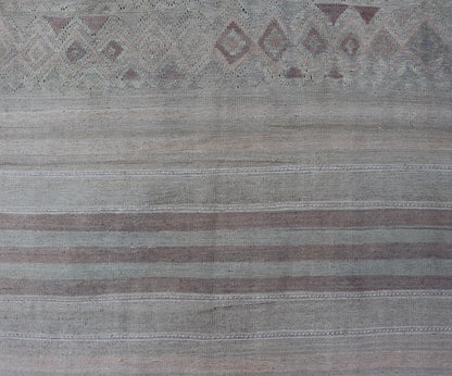 Vintage Gallery Turkish Kilim Runner with Creams, Soft Coral and Light Brown Minimalist design with stripe design Turkish Kilim gallery runner in cream, light brown and soft red/coral color. Keivan Woven Arts / rug EN - 141121, country of origin /... - Keivan Woven ArtsEN - 141121 - 17104Rug