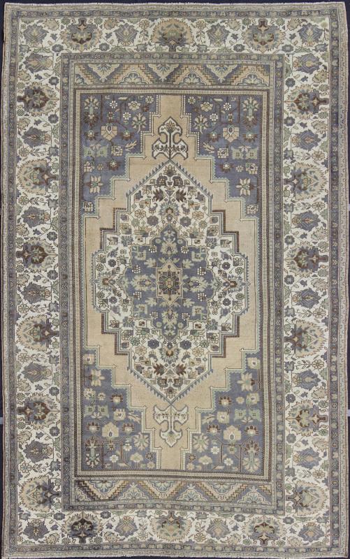 Vintage Turkish Oushak Rug with Floral Medallion in Gray, Ivory and Mint Green Measures: 8'0'' x 12'8''. This antique Turkish Oushak carpet (circa mid - 20th century) features a central medallion design, as well as patterns of smaller floral el... - Keivan Woven ArtsEN - 141258 - 7191Rug