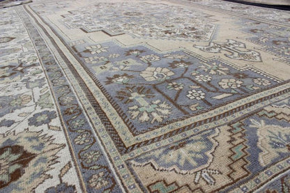 Vintage Turkish Oushak Rug with Floral Medallion in Gray, Ivory and Mint Green Measures: 8'0'' x 12'8''. This antique Turkish Oushak carpet (circa mid - 20th century) features a central medallion design, as well as patterns of smaller floral el... - Keivan Woven ArtsEN - 141258 - 7191Rug