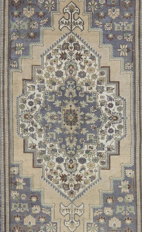 Vintage Turkish Oushak Rug with Floral Medallion in Gray, Ivory and Mint Green Measures: 8'0'' x 12'8''. This antique Turkish Oushak carpet (circa mid - 20th century) features a central medallion design, as well as patterns of smaller floral el... - Keivan Woven ArtsEN - 141258 - 7191Rug