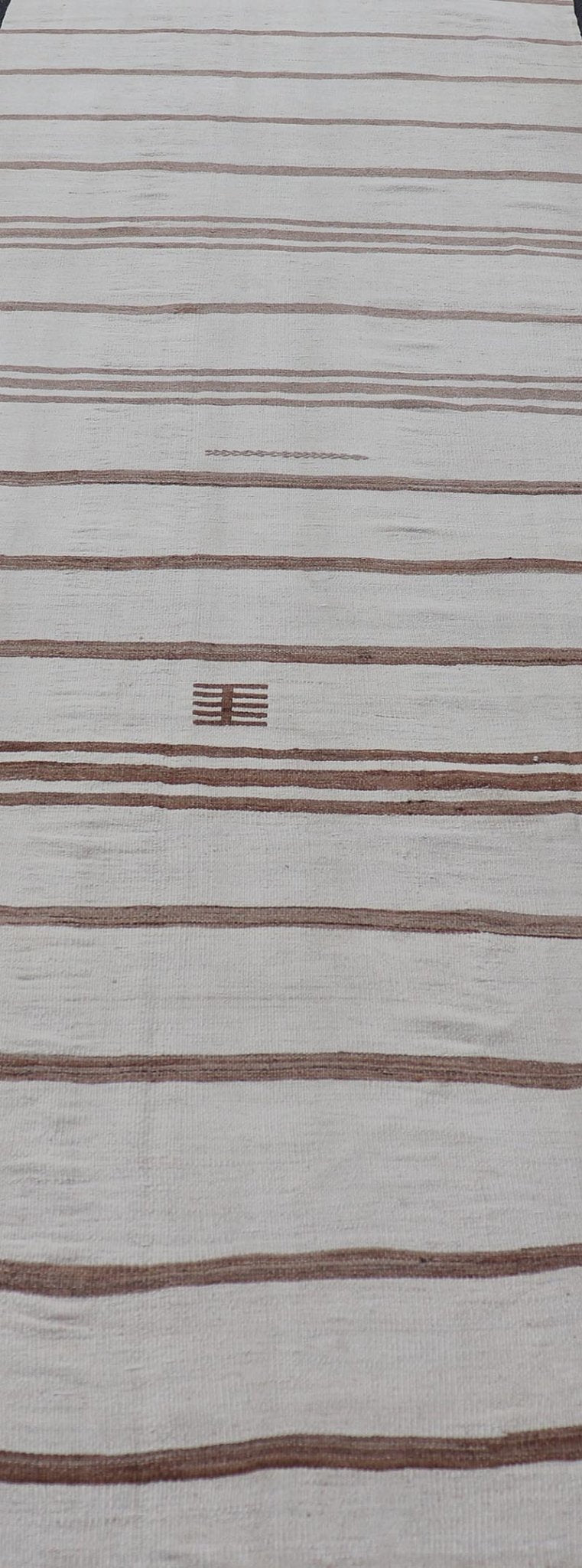 Measures: 4'1 x 12'7 Vintage Gallery Turkish Natural Kilim with Stripes in Ivory, Taupe and Brown. Keivan Woven Arts / rug EN - 14133, country of origin / type: Turkey / Kilim, circa Mid - 20th Century. This flat - woven Kilim gallery runner f... - Keivan Woven ArtsEN - 14133 - 21799Rug