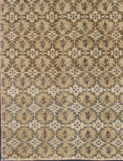 Mid - Century Modern vintage Rug with repeating All Over Design. Measures: 5'8 x 8'6. Mid - Century Modern Rug with Contemporary Design. Keivan Woven Arts, En - 141405, 1950's Vintage Turkish Rug in modern design. All Over Design Mid - C... - Keivan Woven ArtsEN - 141405 - 6674Rug