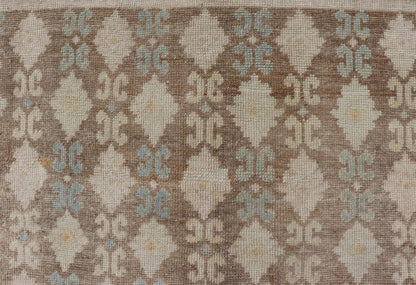 Vintage Turkish Tulu Rug with a Modern Design with All - Over Tribal Design This modern - design vintage Turkish Tulu rug features an all - over Design with a black zig zag line connecting the flowers. Set on light brown background, the flower colors ... - Keivan Woven ArtsEN - 141454 - 14650Rug