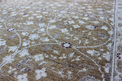 Antique All - Over Design Oushak Rug with Flowers in Ivory and Olive Green, rug EN - 141498 country of origin / type: Turkey / Oushak, circa second quarter of 20th Century. Produced in 1930's Turkey, this antique Oushak is characterized by a unique... - Keivan Woven ArtsEN - 141498 - 6680Rug