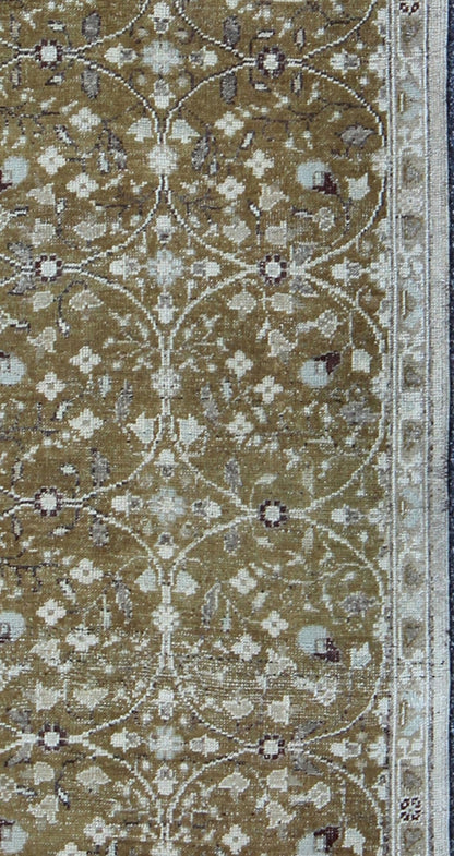 Antique All - Over Design Oushak Rug with Flowers in Ivory and Olive Green, rug EN - 141498 country of origin / type: Turkey / Oushak, circa second quarter of 20th Century. Produced in 1930's Turkey, this antique Oushak is characterized by a unique... - Keivan Woven ArtsEN - 141498 - 6680Rug