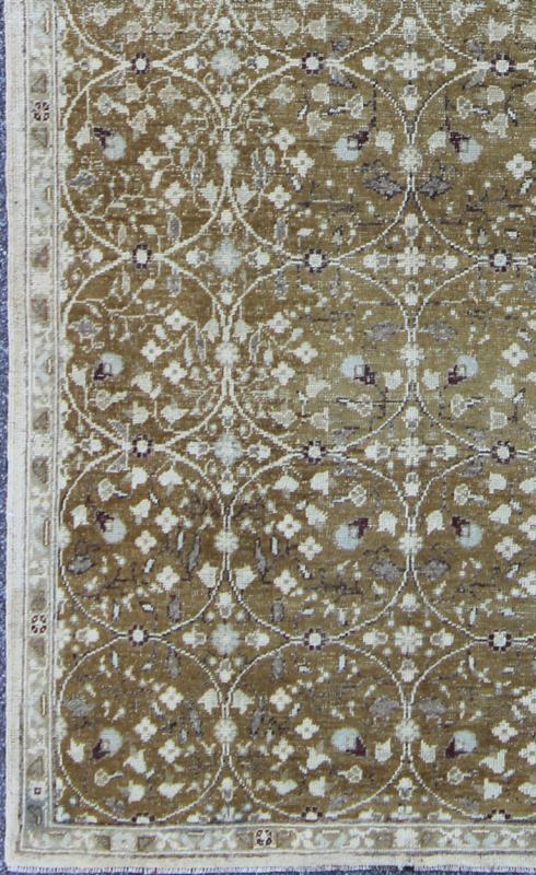Antique All - Over Design Oushak Rug with Flowers in Ivory and Olive Green, rug EN - 141498 country of origin / type: Turkey / Oushak, circa second quarter of 20th Century. Produced in 1930's Turkey, this antique Oushak is characterized by a unique... - Keivan Woven ArtsEN - 141498 - 6680Rug