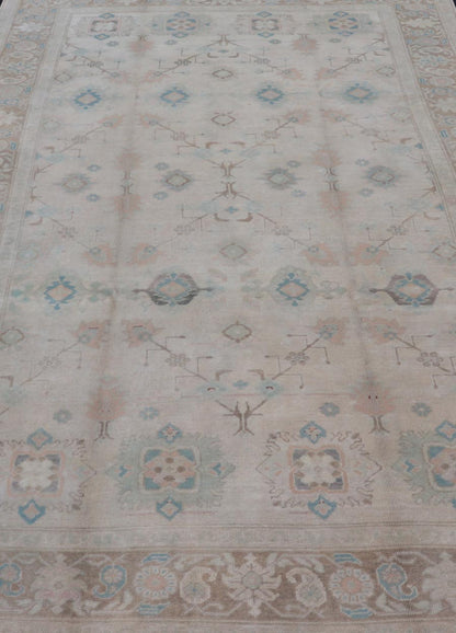 Vintage Turkish Floral Oushak Rug in Pale Gray, Brown and Blue. Country of Origin: Turkey; Type: Oushak; Design: Floral, Oushak Floral; Keivan Woven Arts: rug EN - 141684 Measures: 6'7 x 10'10 This vintage Turkish Oushak showcases very c... - Keivan Woven ArtsEN - 141684 - 6721Rug