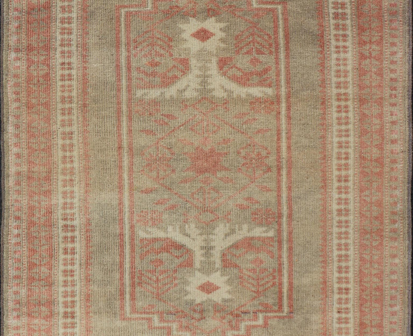 Vintage Turkish Oushak Rug with Geometric Design in Soft Red, and Light Green. Keivan Woven Arts rug/EN - 14171, country of origin / type: Turkey / Oushak, circa 1940, Oushak vintage. Measures: 2'6 x 3'10 - Keivan Woven ArtsEN - 14171 - 23750Rug
