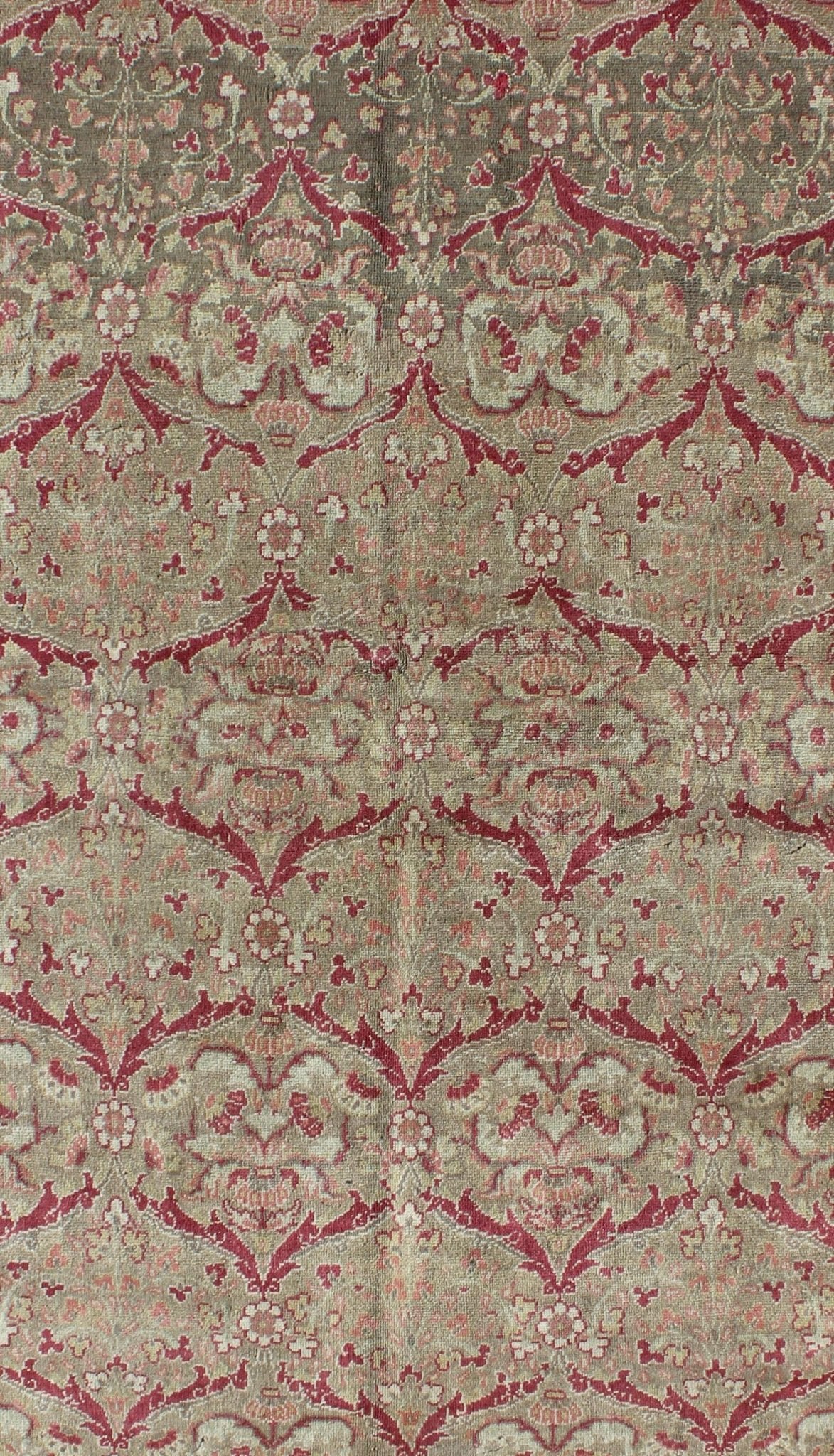Vintage Turkish Sivas Rug in Burgundy Red, Cream, & Taupe With All - Over Design Measures: 5'0'' x 7'7''. In this Sivas piece, a traditional all - over pattern is reinterpreted with a subtle arabesque aesthetic. vinery, floral designs, and l... - Keivan Woven ArtsEN - 141730 - 7215Rug