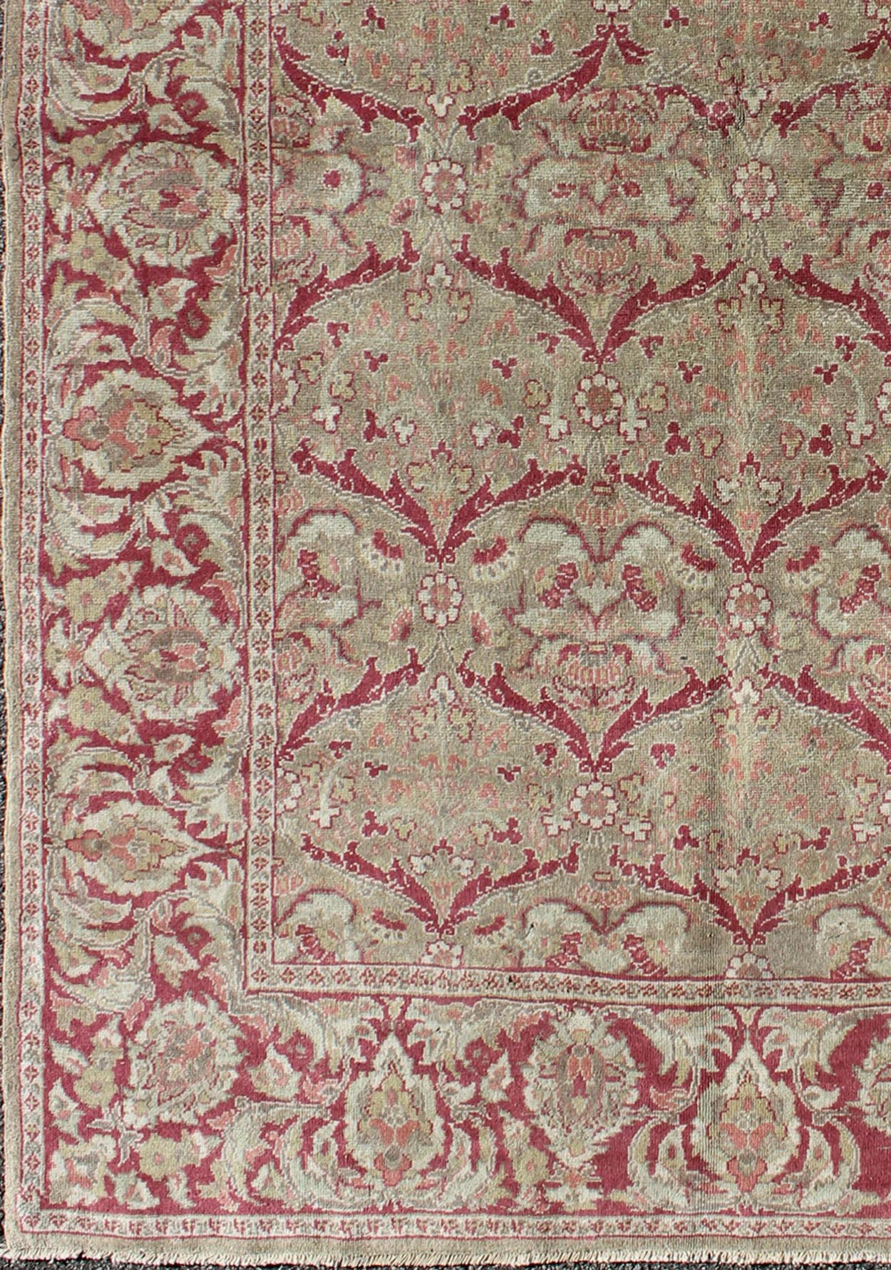 Vintage Turkish Sivas Rug in Burgundy Red, Cream, & Taupe With All - Over Design Measures: 5'0'' x 7'7''. In this Sivas piece, a traditional all - over pattern is reinterpreted with a subtle arabesque aesthetic. vinery, floral designs, and l... - Keivan Woven ArtsEN - 141730 - 7215Rug
