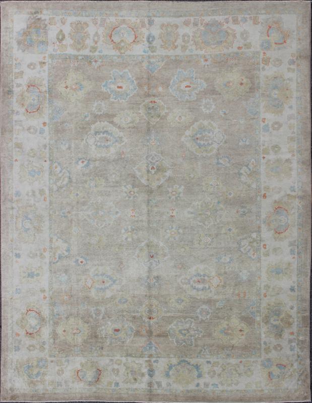 Large Turkish Oushak Rug with Neutral Color Palette and All - Over Flower Design kwarugs Very large Turkish Oushak rug with neutral color palette and all - over flower design, rug en - 141738, country of origin / type: Turkey / Oushak This hand... - Keivan Woven ArtsEN - 141738 - 6761Rug