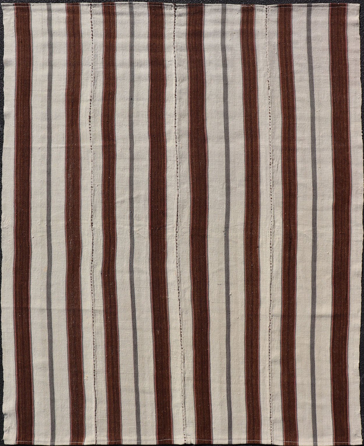 Measures: 5'6 x 7'2 Square Hand Woven Vintage Turkish Kilim Rug with Stripes in White & Brown. Keivan Woven Arts / Rug EN - 14191, country of origin / type: Turkey / Kilim, circa 1950. This vintage flat - woven Kilim features a minimalist design... - Keivan Woven ArtsEN - 14191 - 22956Rug