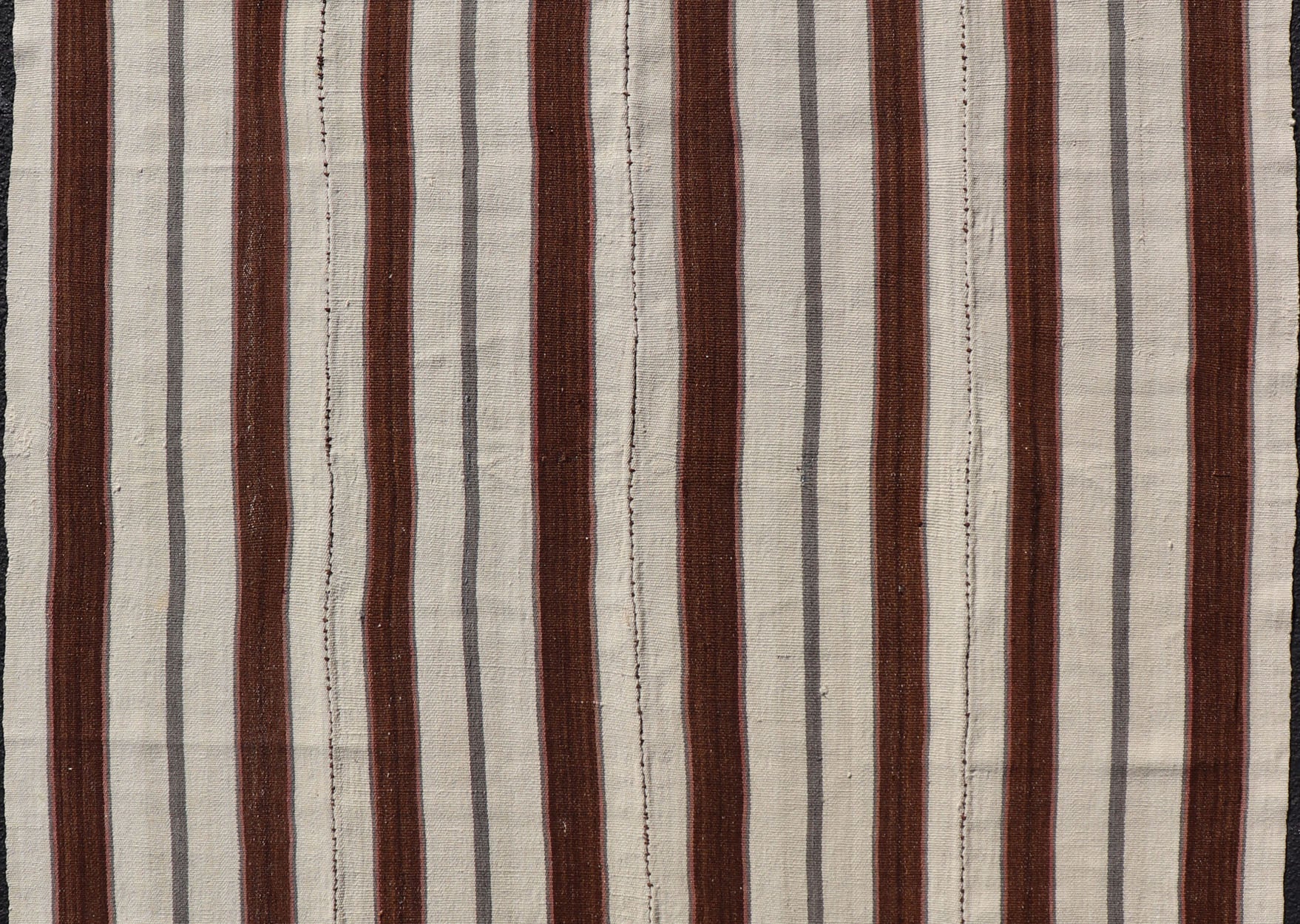 Measures: 5'6 x 7'2 Square Hand Woven Vintage Turkish Kilim Rug with Stripes in White & Brown. Keivan Woven Arts / Rug EN - 14191, country of origin / type: Turkey / Kilim, circa 1950. This vintage flat - woven Kilim features a minimalist design... - Keivan Woven ArtsEN - 14191 - 22956Rug
