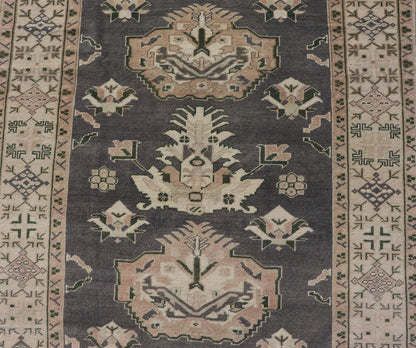 Measures: 4'8 x 7'5 Turkish Oushak Rug Vintage with Three Floral Medallion Design In Blue and Cream. Keivan Woven Arts / rug EN - 14201, country of origin / type: Turkey / Oushak, circa 1940 This striking vintage Turkish Oushak rug bears a blue - co... - Keivan Woven ArtsEN - 14201 - 22734Rug