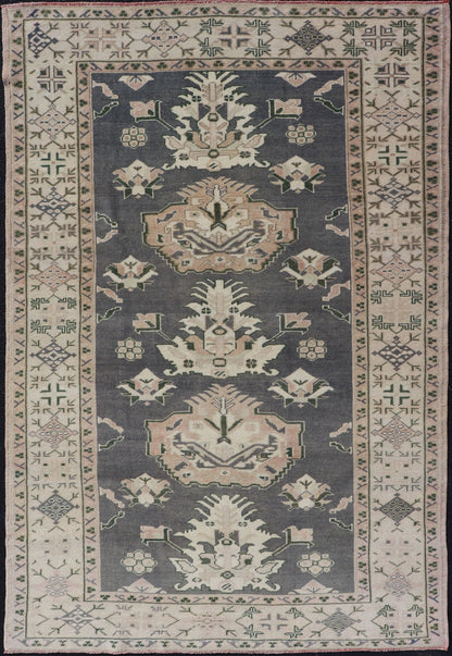 Measures: 4'8 x 7'5 Turkish Oushak Rug Vintage with Three Floral Medallion Design In Blue and Cream. Keivan Woven Arts / rug EN - 14201, country of origin / type: Turkey / Oushak, circa 1940 This striking vintage Turkish Oushak rug bears a blue - co... - Keivan Woven ArtsEN - 14201 - 22734Rug