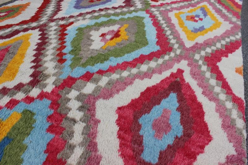 Modern Turkish Angora Tulu Rug with Colorful Diamond Design Measures: 8'6'' X 12'3''. This modern Tulu rug showcases a free - spirited design and stunning colors, such as blue, purple, green, red, yellow, and light blue - grey, all set on an ivor... - Keivan Woven ArtsEN - 142119 - 7841Rug