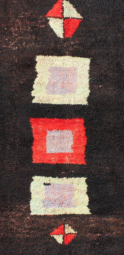 Modern Mid - 20th Century Turkish Tulu Rug with Geometric Shapes in Vivid Red, brown, yellow. rug en - 142566, country of origin / type: Turkey / Tulu, circa 1950 This vintage Tulu rug from Turkey (circa mid - 20th century) is both minimalist ... - Keivan Woven ArtsEN - 142566 - 8885Rug