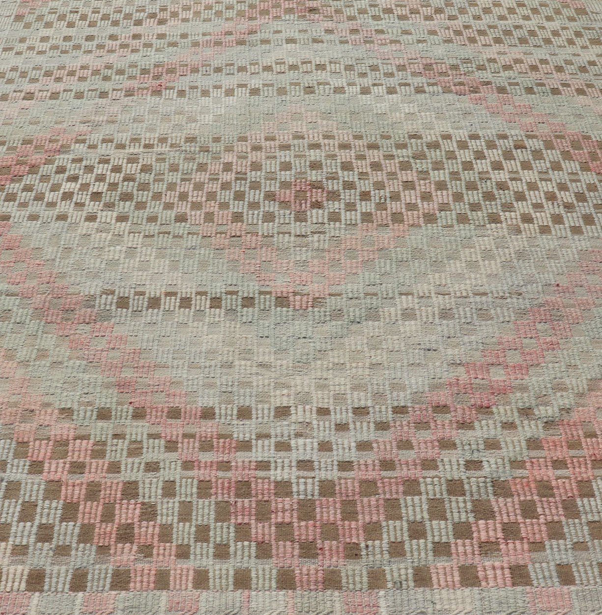 Vintage Turkish Embroidered Flat Weave with Soft Colors in Diamond Design. Hand - Woven Turkish Kilim Rug with Sub - Geometric Diamond Design, Keivan Woven Arts; rug EN - 14325, country of origin / type: Iran / Kilim, circa 1950. Measures: 7'6 x 9'3 T... - Keivan Woven ArtsEN - 14325 - 22740Rug