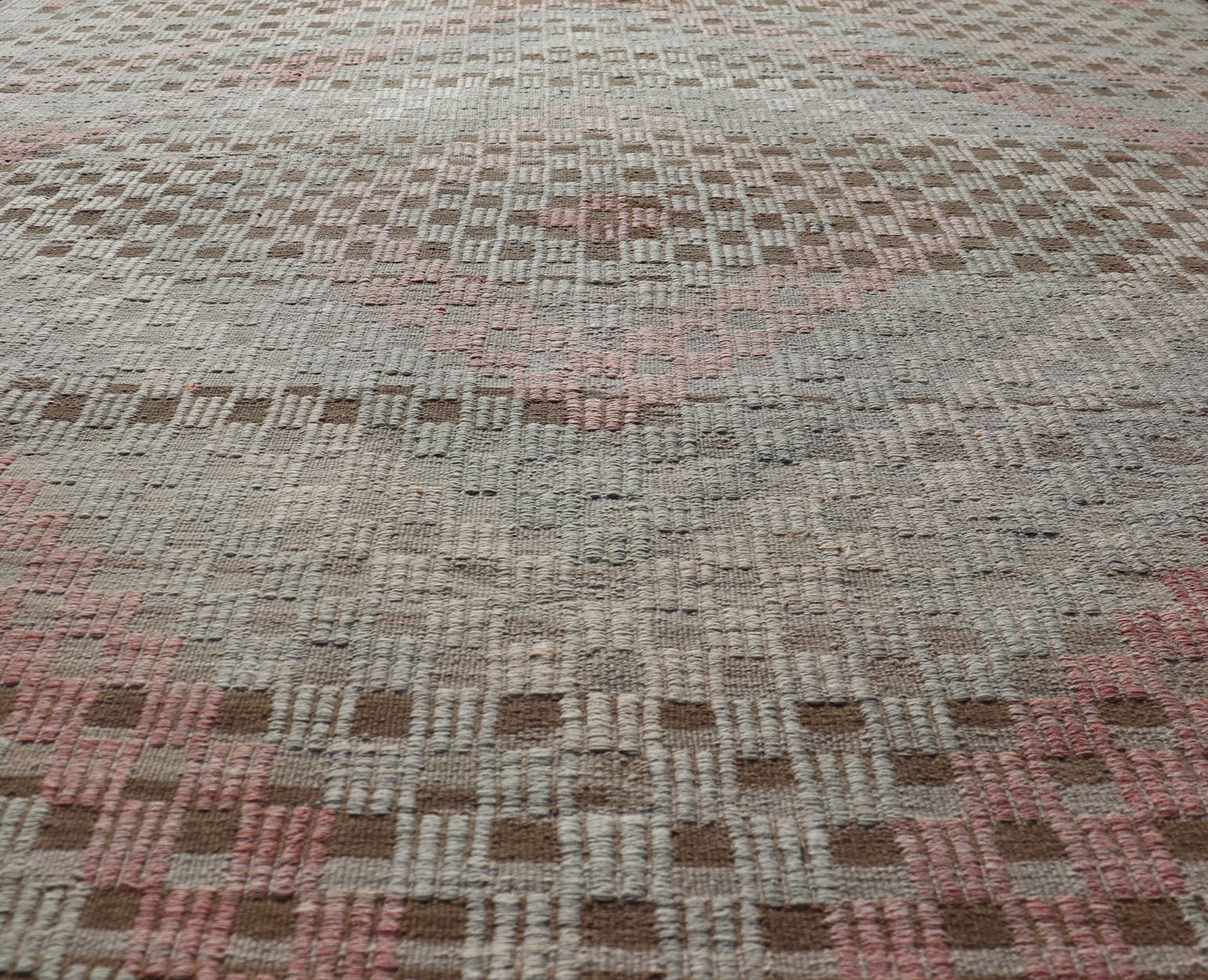 Vintage Turkish Embroidered Flat Weave with Soft Colors in Diamond Design. Hand - Woven Turkish Kilim Rug with Sub - Geometric Diamond Design, Keivan Woven Arts; rug EN - 14325, country of origin / type: Iran / Kilim, circa 1950. Measures: 7'6 x 9'3 T... - Keivan Woven ArtsEN - 14325 - 22740Rug