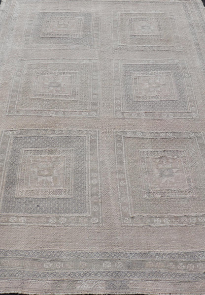 Measures: 6'1 x 9'11 Vintage Turkish Embroidered Rug with Geometric Box Design in Earthy Tones. Keivan Woven Arts / rug EN - 14464, country of origin / type: Turkey / Kilim, circa 1950 This geometric Kilim from Turkey bears a repeating large box de... - Keivan Woven ArtsEN - 14464 - 21817Rug