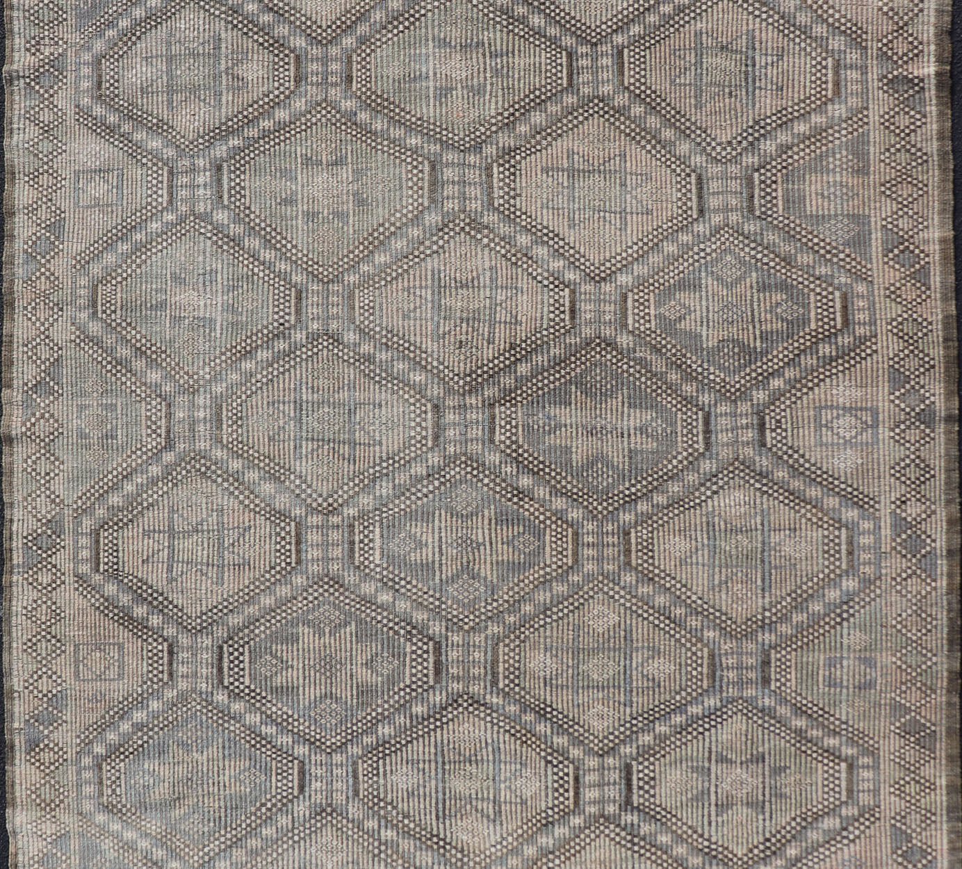 Measures: 6'0 x 9'10 Vintage Turkish Embroidered Flat - Weave Rug with Geometric Diamond Design. Keivan Woven Arts - Geometric design vintage Kilim rug from Turkey rug EN - 14480, country of origin / type: Turkey / Kilim, circa 1950. Featuring a ... - Keivan Woven ArtsEN - 14480 - 22770Rug