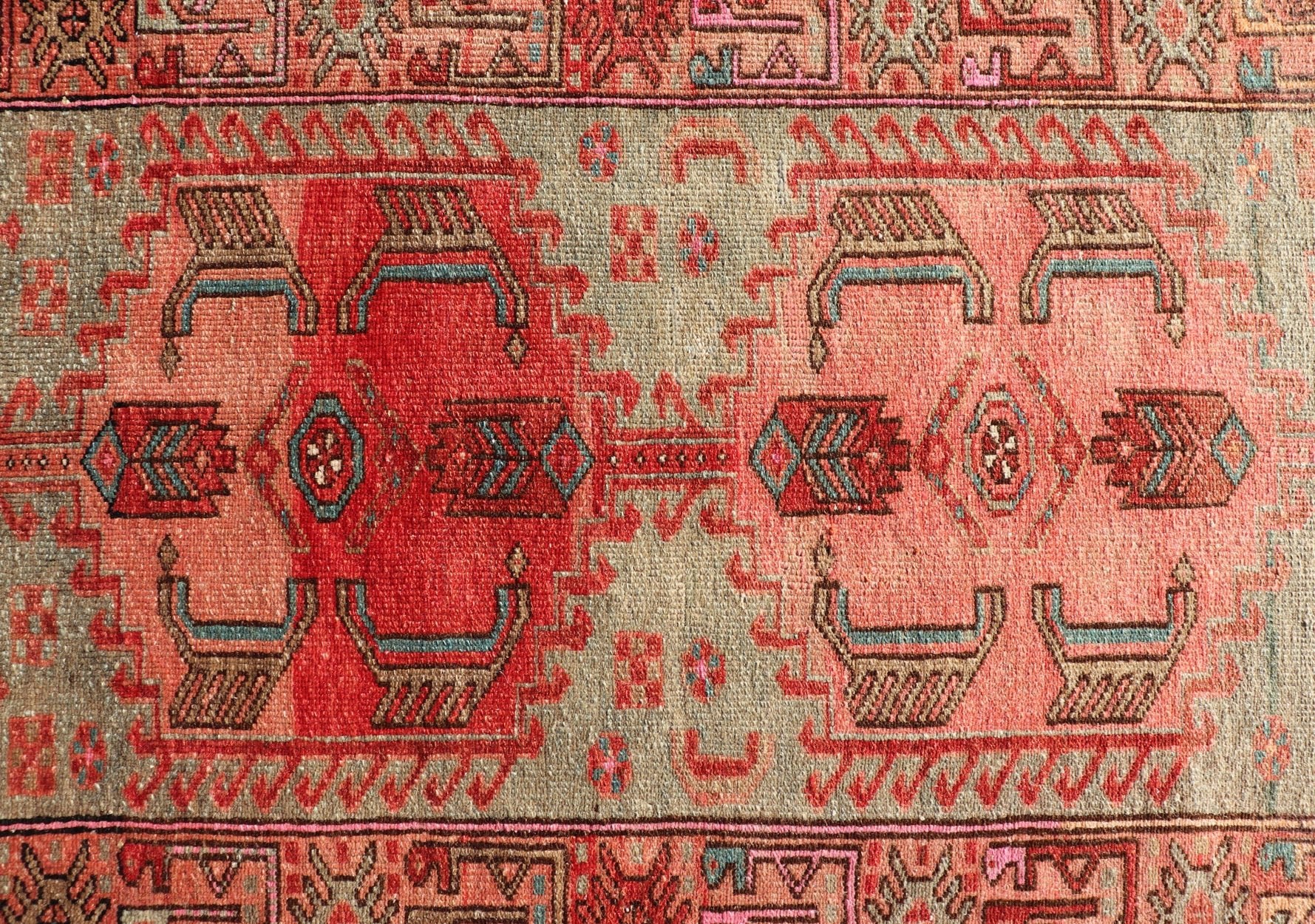 Measures: 3'1 x 6'4 Antique Persian Hamadan Rug with Colorful Geometric Medallion's With Light Green Keivan Woven Arts / rug EN - 14482, country of origin / type: Iran / Hamadan, circa 1930. This antique Persian Hamadan rug (circa early 20th ce... - Keivan Woven ArtsEN - 14482 - 22596Rug