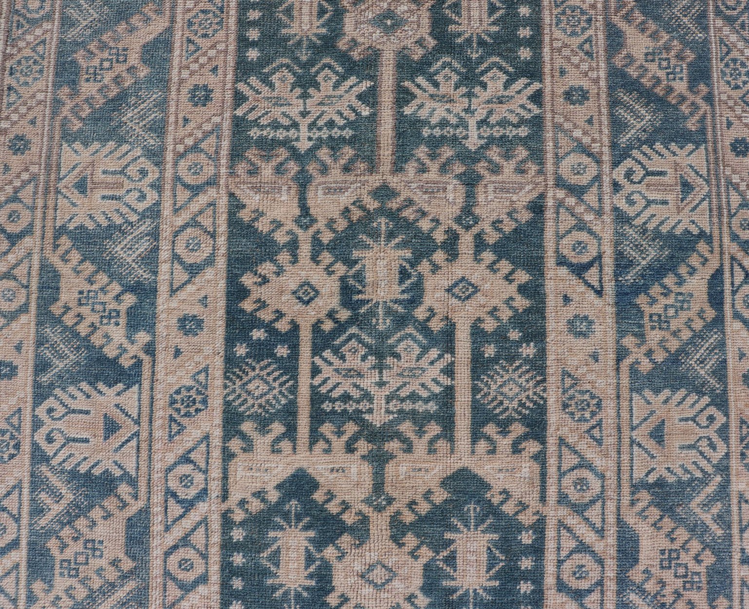 Measures: 3'11 x 6'3 Blue and Cream Turkish Oushak Rug Vintage with All - Over Motif Design. Keivan Woven Arts / rug EN - 14550, country of origin / type: Turkey / Oushak, circa 1940 This vintage Oushak features an all - over floral design. The bl... - Keivan Woven ArtsEN - 14550 - 22788Rug