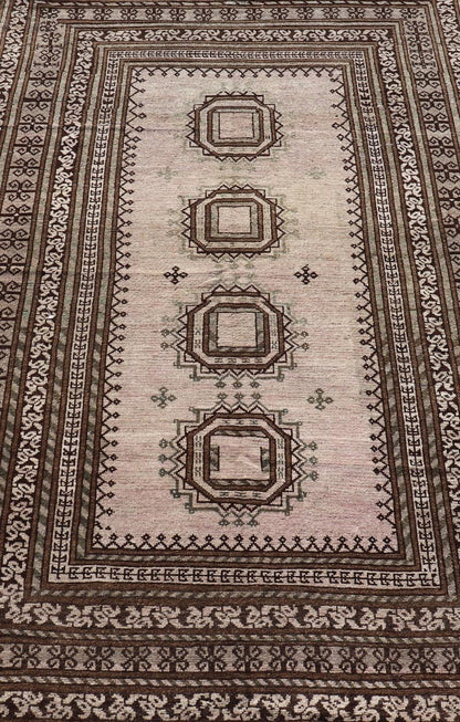 Measures: 4'2 x 6'9 Antique Baluch Tribal Rug with All - Over Geometric Diamond Medallion Design. Keivan Woven Arts, rug EN - 14681; country of origin / type: Iran / Baluch, circa 1930s. This Antique Baluch rug has been hand - knotted and features... - Keivan Woven ArtsEN - 14681 - 21829