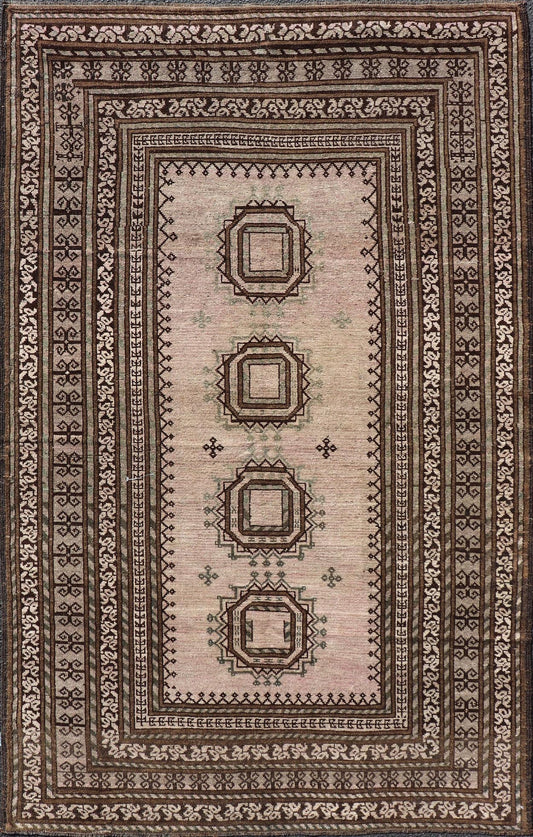 Measures: 4'2 x 6'9 Antique Baluch Tribal Rug with All - Over Geometric Diamond Medallion Design. Keivan Woven Arts, rug EN - 14681; country of origin / type: Iran / Baluch, circa 1930s. This Antique Baluch rug has been hand - knotted and features... - Keivan Woven ArtsEN - 14681 - 21829Rug
