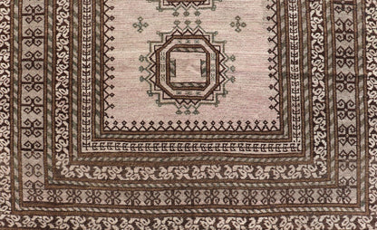 Measures: 4'2 x 6'9 Antique Baluch Tribal Rug with All - Over Geometric Diamond Medallion Design. Keivan Woven Arts, rug EN - 14681; country of origin / type: Iran / Baluch, circa 1930s. This Antique Baluch rug has been hand - knotted and features... - Keivan Woven ArtsEN - 14681 - 21829