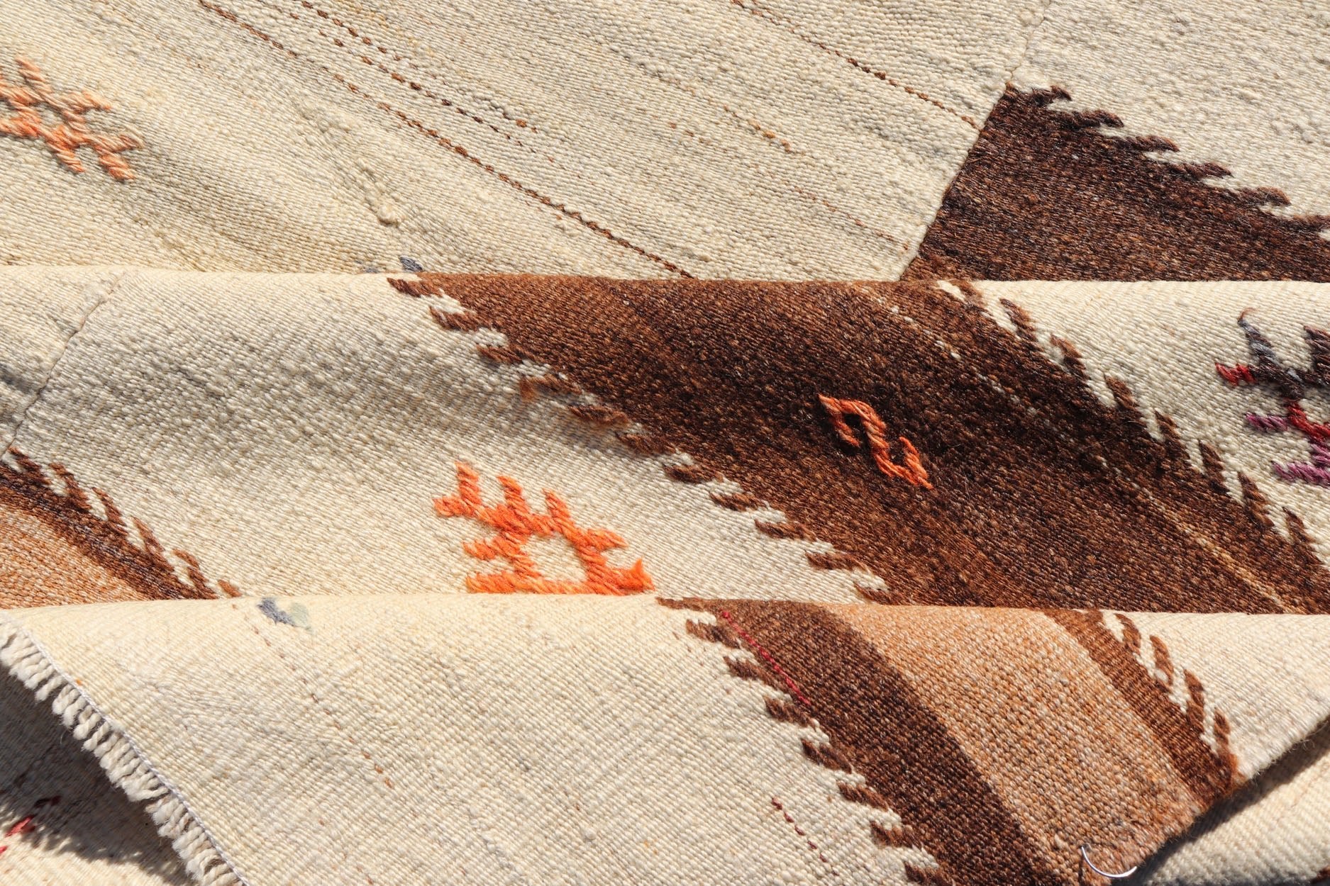 Measures: 6'0 x 7'10 Keivan Woven Arts Vintage Flat - Woven Turkish Paneled Kilim Rug in Wool with Stripe Design. Keivan Woven Arts; rug EN - 14691, country of origin / type: Turkey / Kilim, circa 1950. This flat - weave tribal Turkish kilim has b... - Keivan Woven ArtsEN - 14691 - 22968Rug