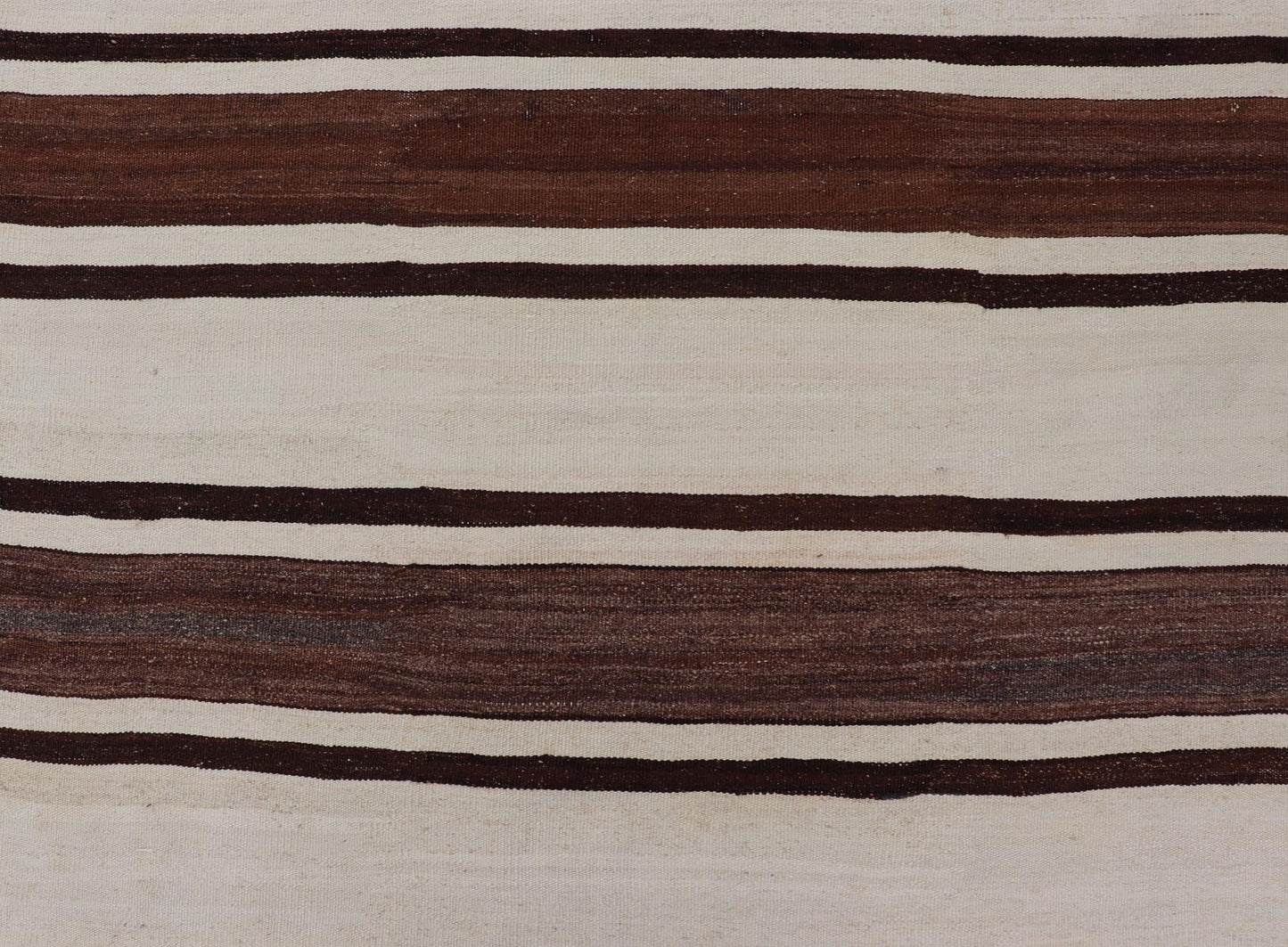 Turkish vintage flat - weave in shades of brown and ivory with stripe design with Minimalist design and stripes. Keivan Woven Arts / rug EN - 14900, country of origin / type: Turkey / Kilim, circa 1950 Measures: 4'10 x 13'7 This vintage striped desi... - Keivan Woven ArtsEN - 14900 - 23989Rug