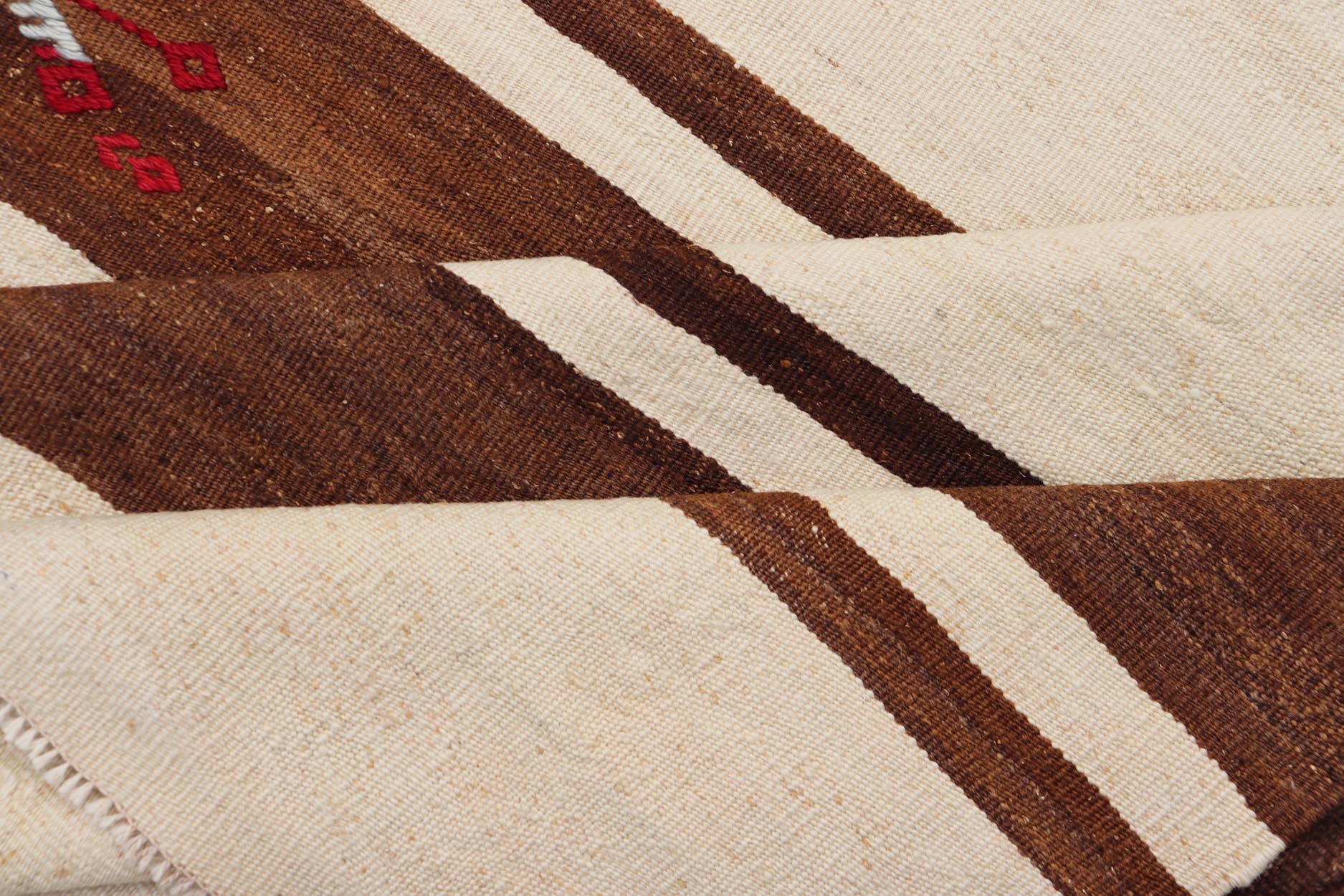 Turkish vintage flat - weave in shades of brown and ivory with stripe design with Minimalist design and stripes. Keivan Woven Arts / rug EN - 14900, country of origin / type: Turkey / Kilim, circa 1950 Measures: 4'10 x 13'7 This vintage striped desi... - Keivan Woven ArtsEN - 14900 - 23989Rug