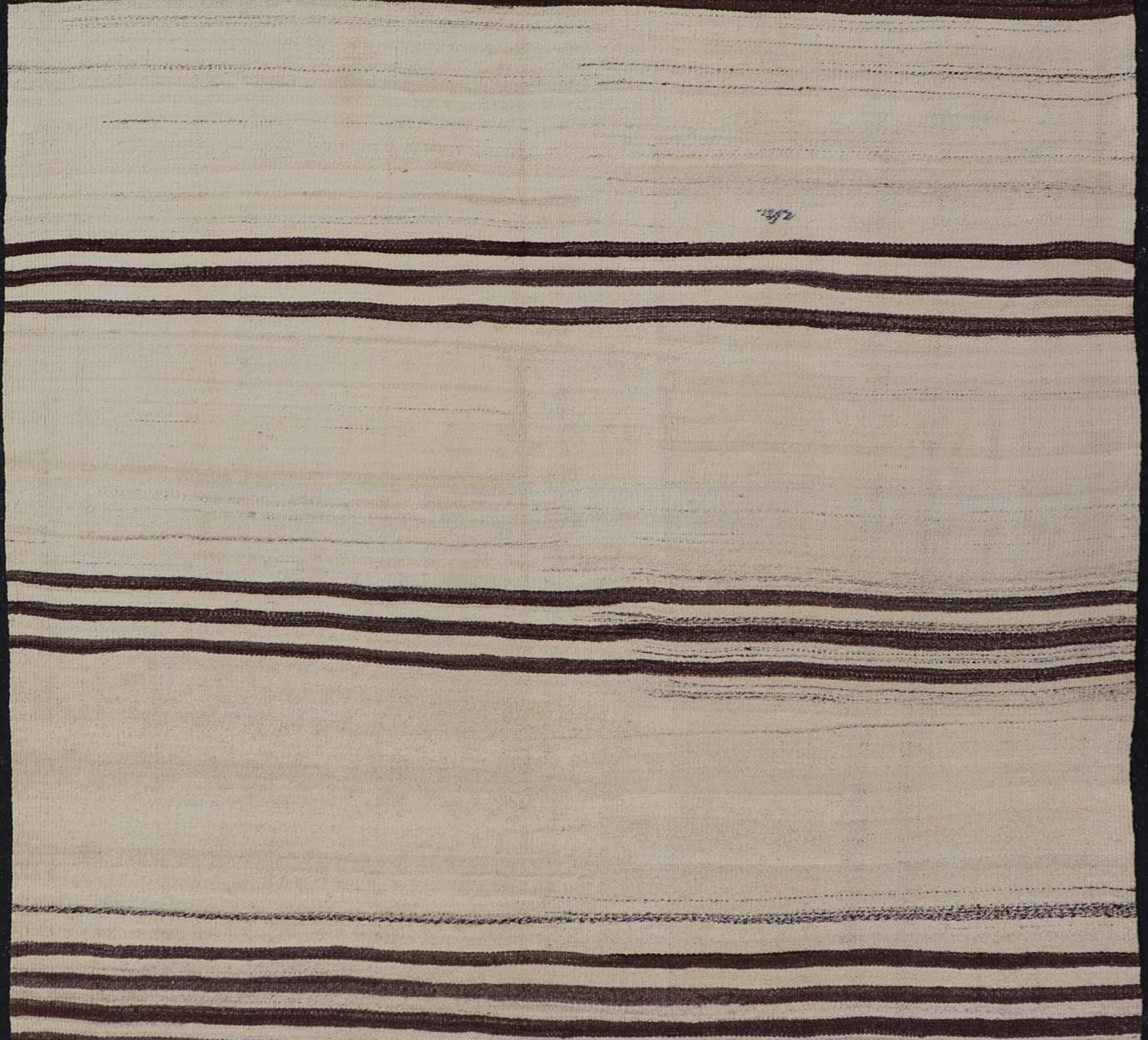 Turkish Vintage Flat - Weave in Brown and Cream with Stripe Design. Keivan Woven Arts / rug EN - 14904, country of origin / type: Turkey / Kilim, circa 1950 Measures: 4'11 x 6'4 This vintage striped design Turkish Kilim rendered in shade of browns, ... - Keivan Woven ArtsEN - 14904 - 24001Rug
