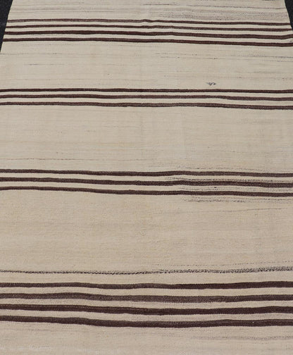 Turkish Vintage Flat - Weave in Brown and Cream with Stripe Design. Keivan Woven Arts / rug EN - 14904, country of origin / type: Turkey / Kilim, circa 1950 Measures: 4'11 x 6'4 This vintage striped design Turkish Kilim rendered in shade of browns, ... - Keivan Woven ArtsEN - 14904 - 24001Rug