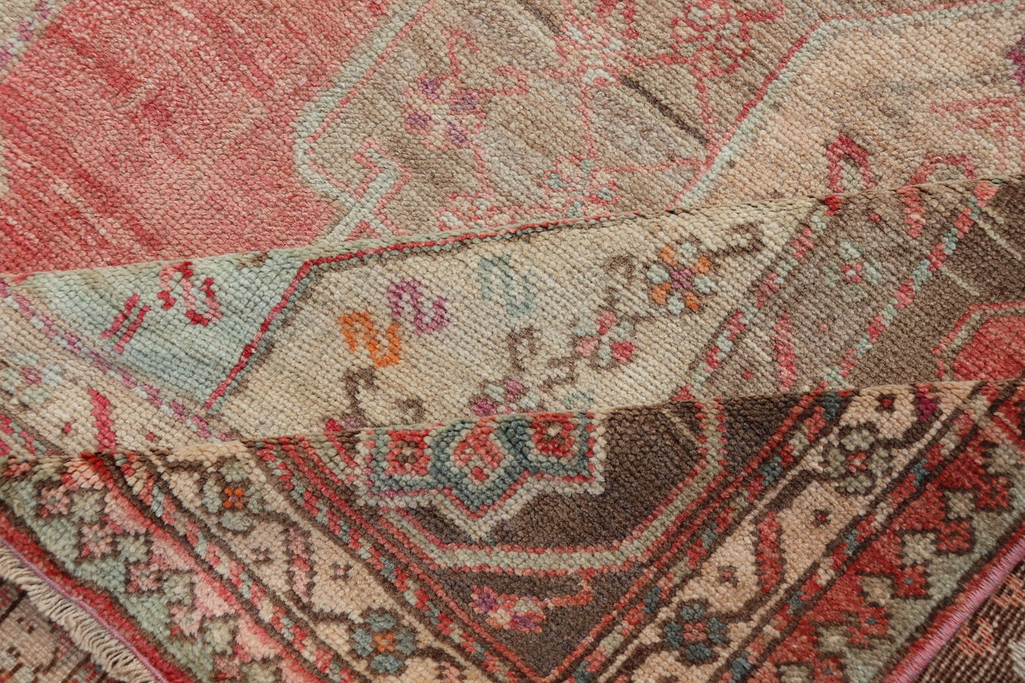 Measures: 5'4 x 11'6 Turkish Vintage Oushak Gallery with Tribal Medallions in Coral, Lt. Green & Tan. Country of origin: Turkey; Type: Oushak; Design: Tribal, Tribal Medallion; Keivan Woven Arts: rug EN - 15116. This vintage Turkish Oushak fe... - Keivan Woven ArtsEN - 15116 - 22848Rug