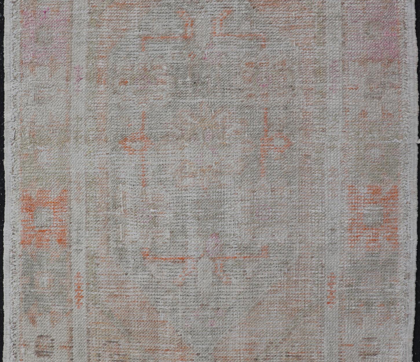 Turkish Muted Colored Oushak Rug is Subdued Medallion Design. Keivan Woven Arts / rug EN - 15128, country of origin / type: Turkey / Oushak, circa 1940 Measures: 2'7 x 4'2 This vintage Turkish Oushak carpet from Turkey boasts a center medallion in... - Keivan Woven ArtsEN - 15128 - 23785Rug