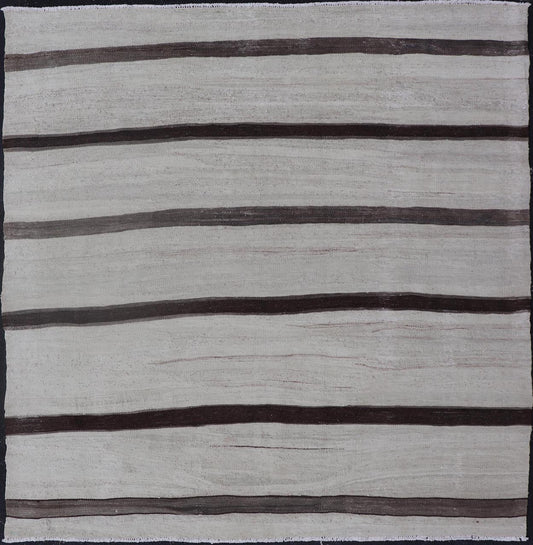 Vintage Flat Weave Turkish Kilim with Stripes in Ivory and Brown. Keivan Woven Arts / rug EN - 15165, country of origin / type: Turkey / Kilim, circa Mid - 20th Century. Measures: 4'6 x 4'10 This vintage flat - woven Kilim features a minimalist design... - Keivan Woven ArtsEN - 15165 - 23797Rug
