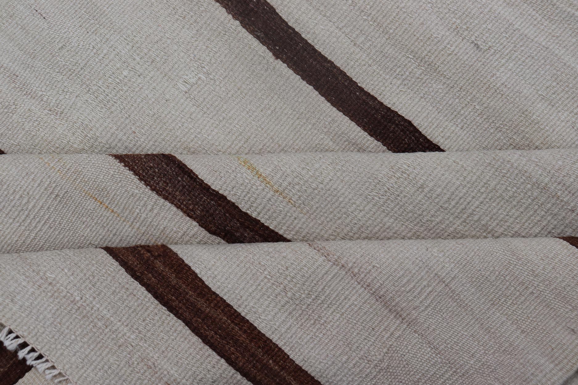 Turkish Vintage Kilim in Shades of Brown and Ivory with Stripe Design. Keivan Woven Arts / rug EN - 15170, country of origin / type: Turkey / Kilim, circa 1950 Measures: 4'2 x 5'0 This vintage striped design Turkish Kilim rendered in shade of brow... - Keivan Woven ArtsEN - 15170 - 23803Rug